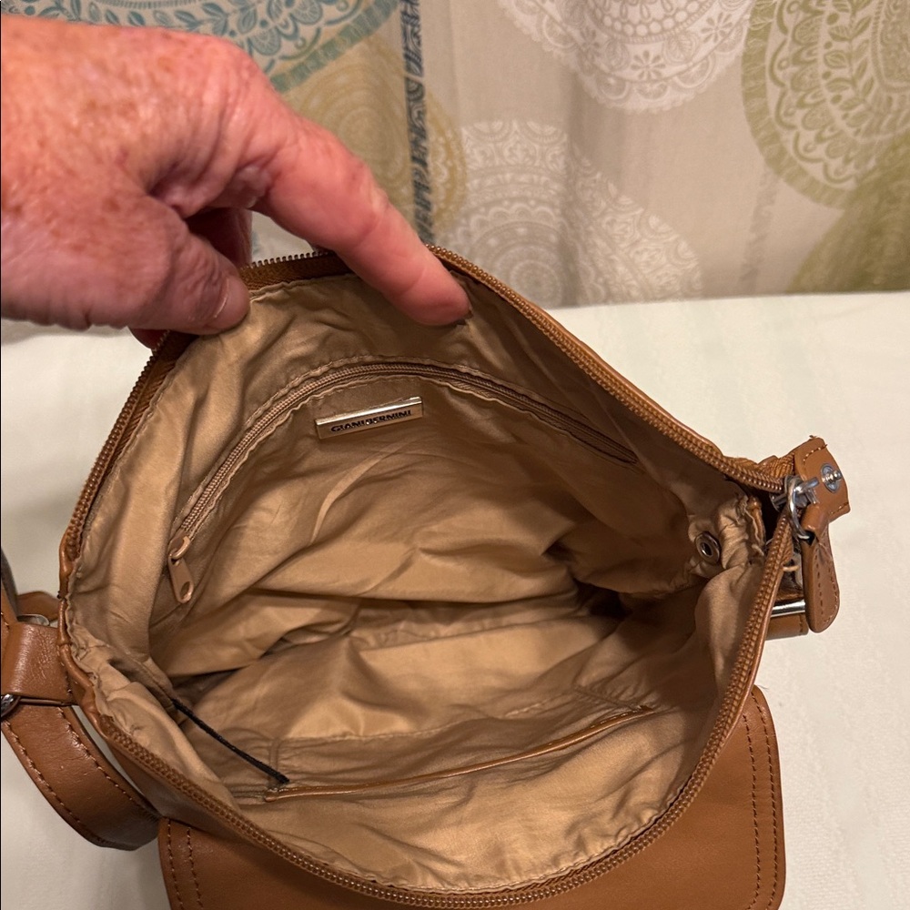 Giani Bernini Napa Leather Venice Crossbody Bag - Picture 5 of 6